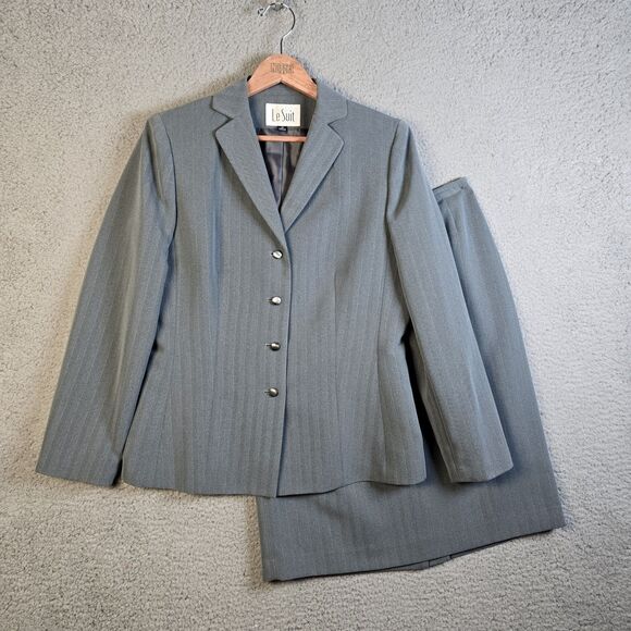 Le Suit Skirt Suit 10 Gray Pinstripe Blazer Classic Career Office Interview - Picture 1 of 16
